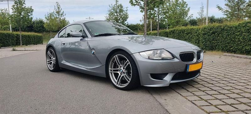 Grau Gebraucht 2007 BMW Z4 M Sport Coupé | 29.386 € - Bild 1/4