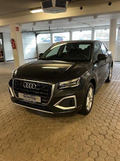 Używany Audi Q2 Advanced 150 KM (110 kW) 2024 Szary SUV