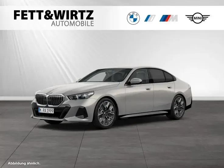 Gebraucht BMW 520 M Sport 197 PS (144 kW) 2025 Limousine