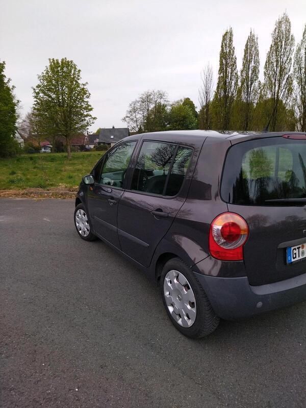 Braun Gebraucht 2005 Renault Modus Van / Kleinbus | 999 € (Guter Preis) - Bild 1/4