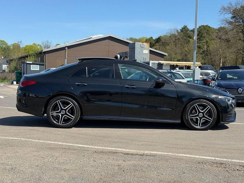 Gebraucht Mercedes CLA200 AMG line 163 PS (119 kW) 2021 Schwarz Coupé