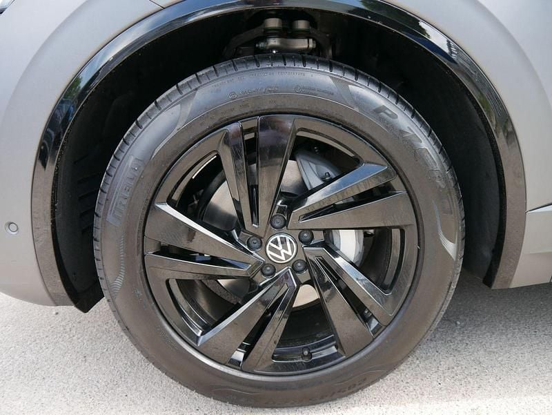 Neu VW Touareg Edition 286 PS (210 kW) 2026 Siliziumgrau matt SUV