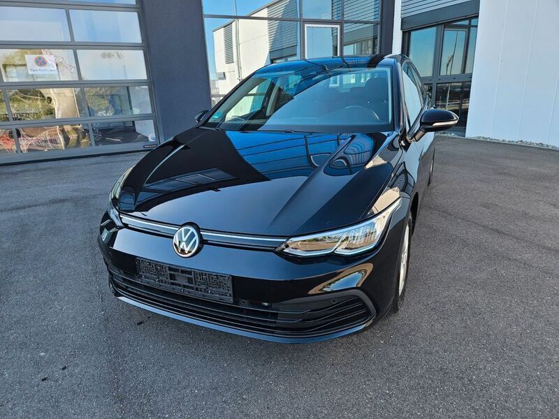 Schwarz Gebraucht 2021 VW Golf VIII Comfortline Limousine | 17.200 € (Superpreis) - Bild 1/4