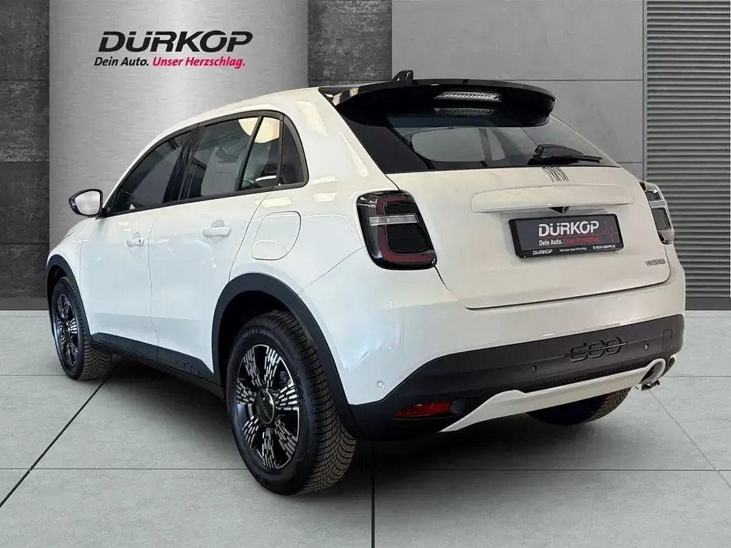 Neu Fiat 600 Business 110 PS (80 kW) 2026 Weiß SUV