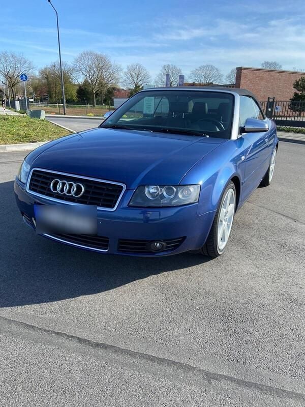 Blau Gebraucht 2003 Audi A4 Cabriolet S-Line Cabrio | 5.999 € (Fairer Preis) - Bild 1/4
