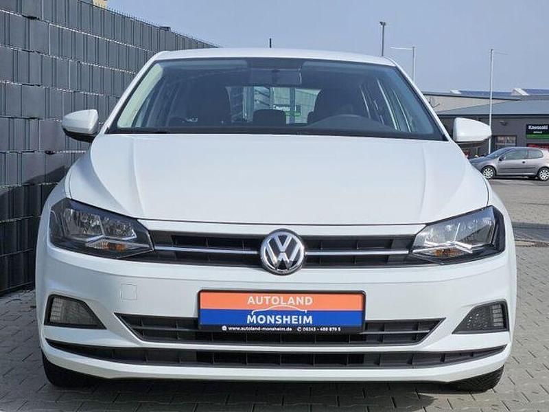 Gebraucht VW Polo Comfortline 80 PS (58 kW) 2019 Weiß Kleinwagen