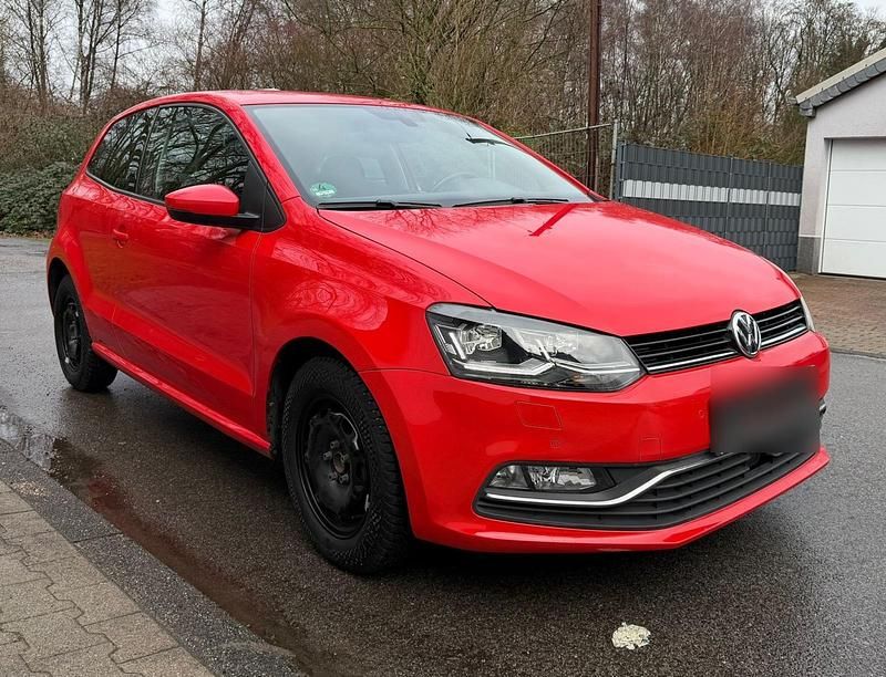 Gebraucht VW Polo Allstar 90 PS (66 kW) 2017 Rot Kleinwagen