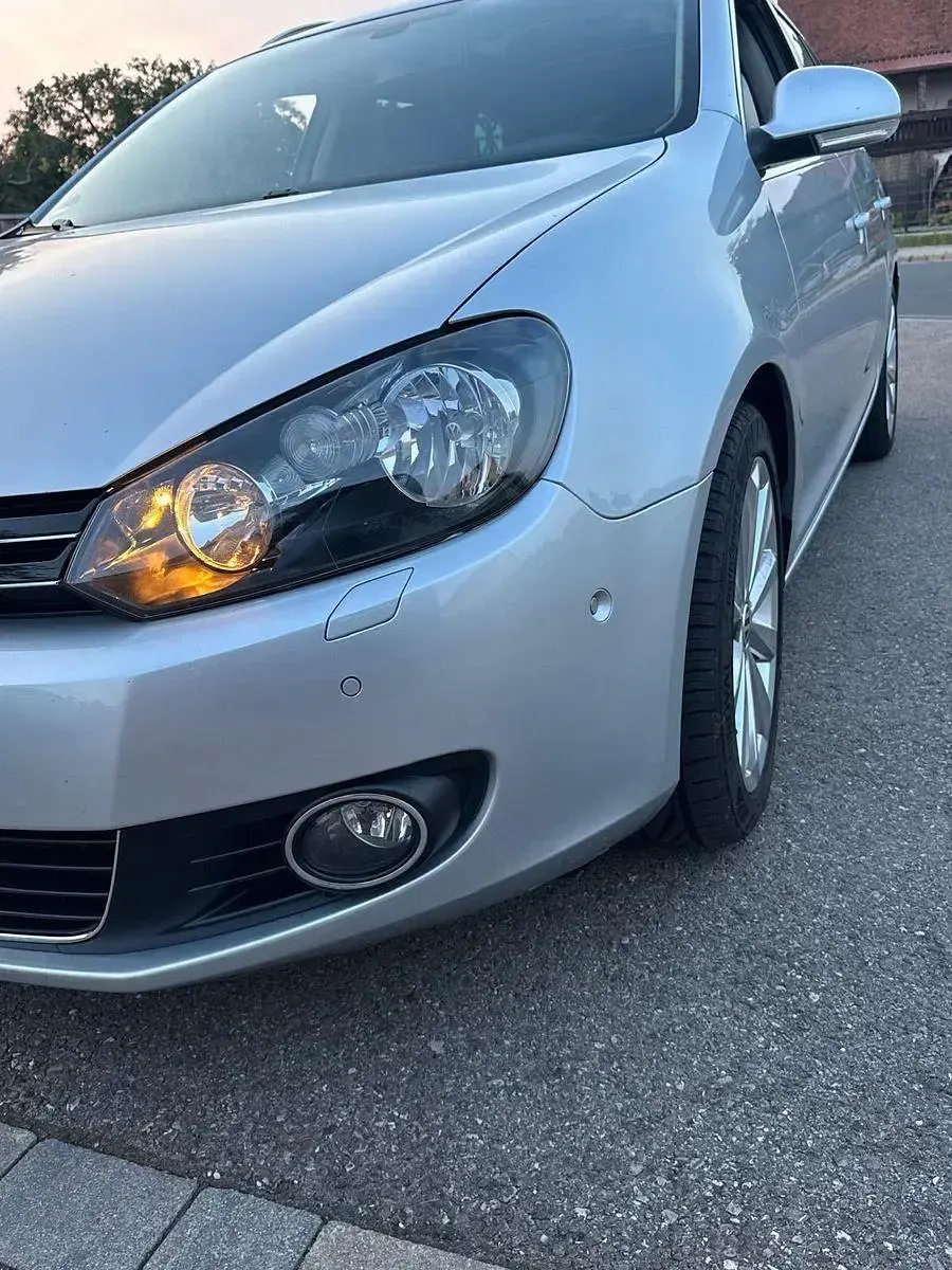 Gebraucht VW Golf VII Highline 140 PS (102 kW) 2012 Silber Kombi