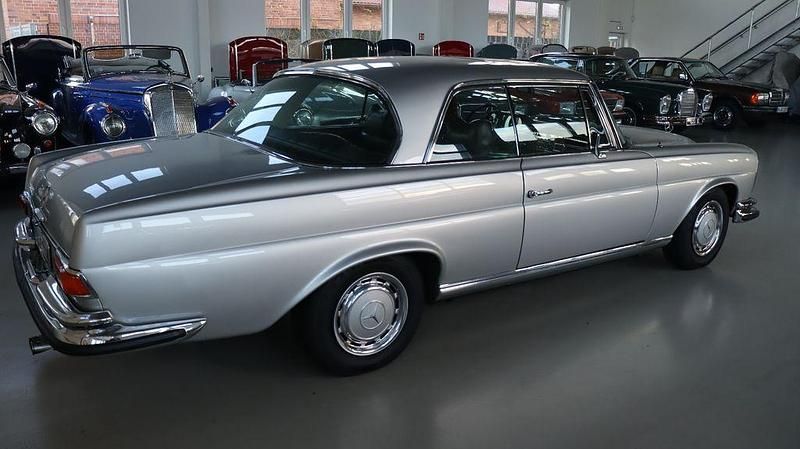 Gebraucht Mercedes 280 SE 160 PS (117 kW) 1970 Silber