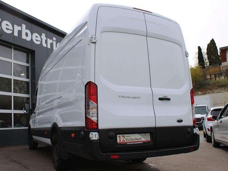 Gebraucht Ford Transit 131 PS (96 kW) 2022 Weiß Pickup