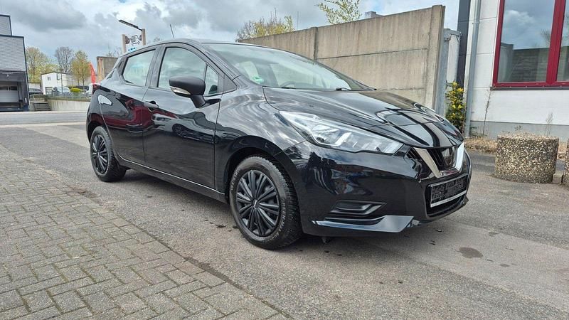 Gebraucht Nissan Micra Acenta 71 PS (52 kW) 2017 Schwarz Kleinwagen
