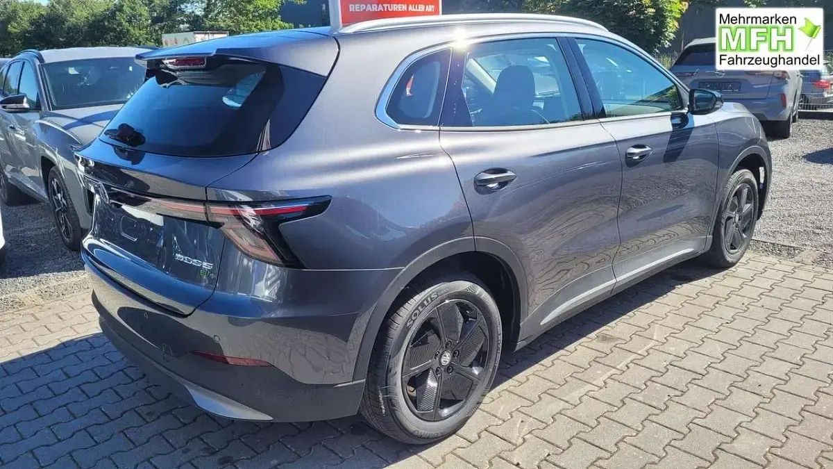 Neu MG MGS5 EV 169 kW (231 PS) 2026 Anden grau SUV