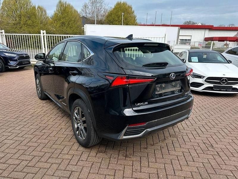 Gebraucht Lexus NX300h 197 PS (144 kW) 2020 Schwarz SUV