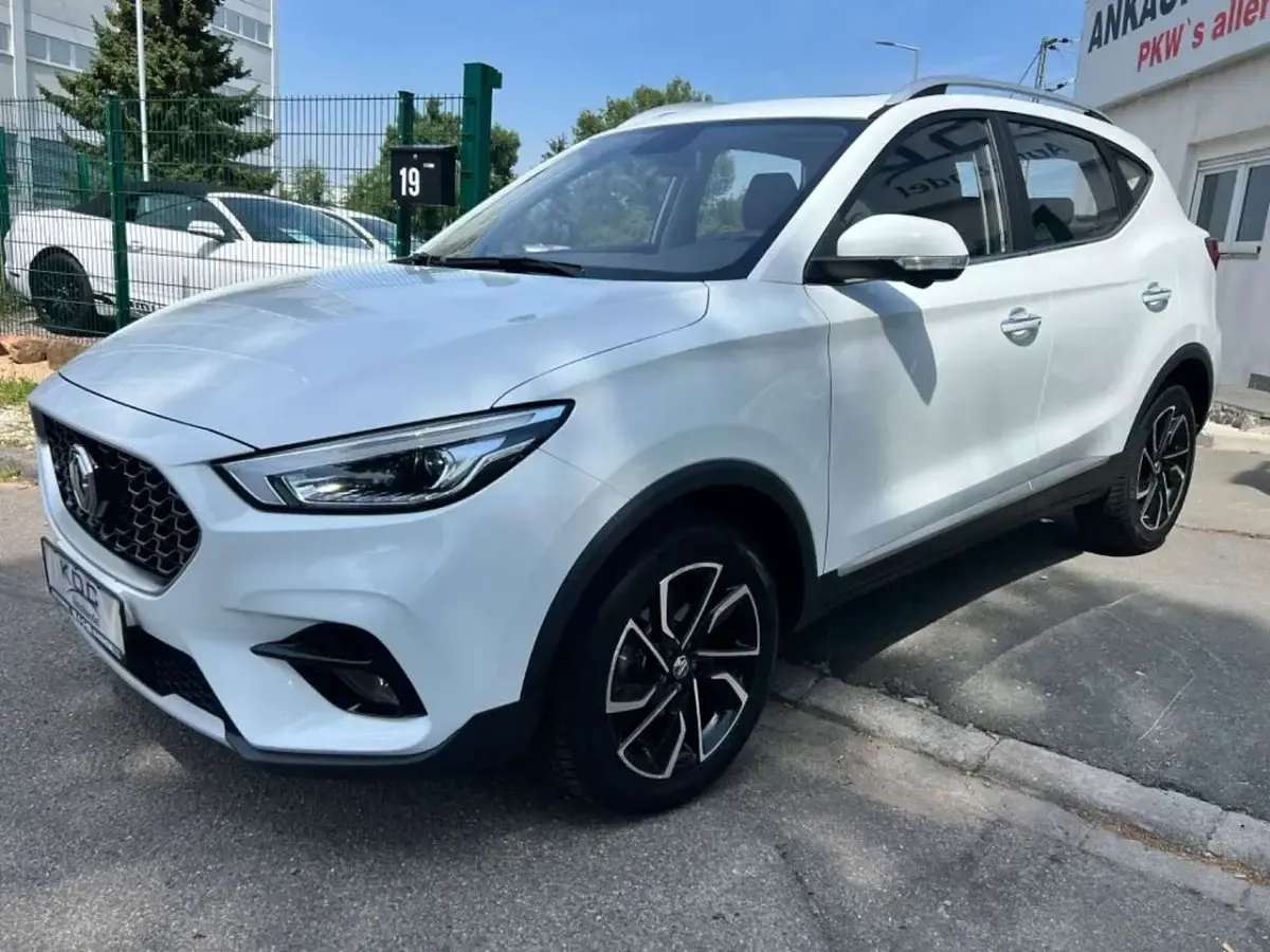 Gebraucht MG ZS Luxury 111 PS (81 kW) 2023 Weiß SUV