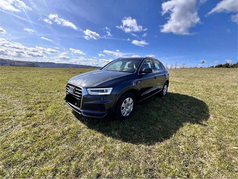 Second-hand Audi Q3 S-Line 180 CP (132 kW) 2018 Gri SUV