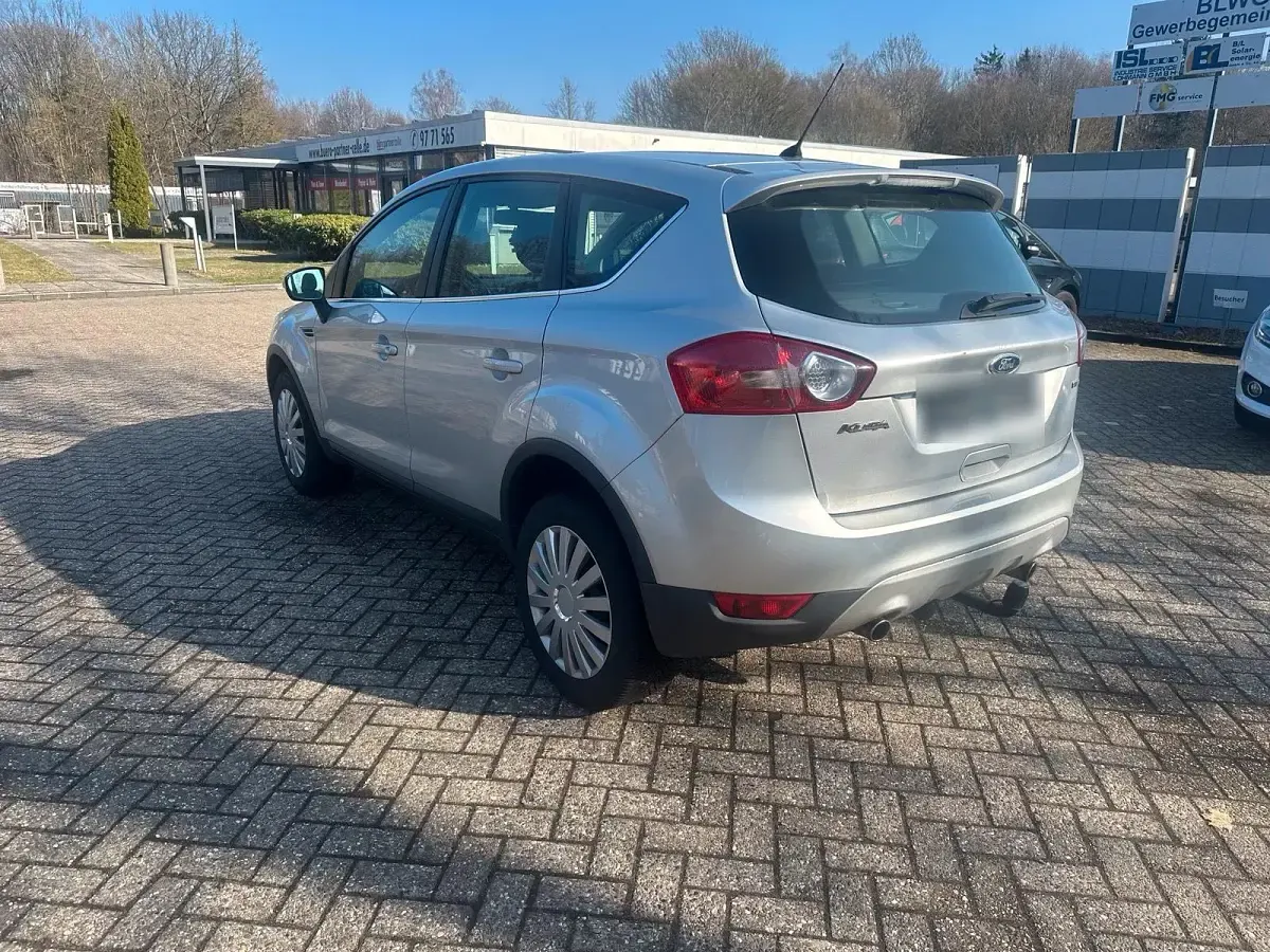 Używany Ford Kuga 140 KM (102 kW) 2011 Szary SUV