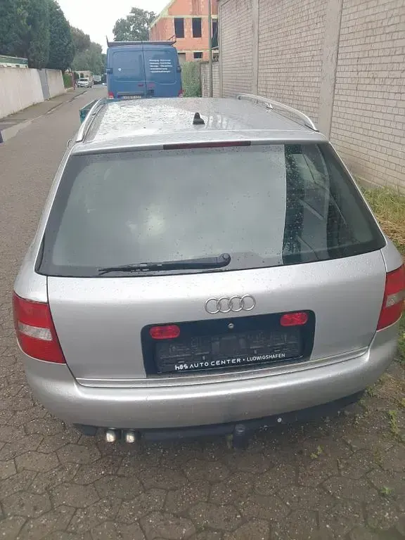 Gebraucht Audi A6 179 PS (131 kW) 2003 Grau Kombi