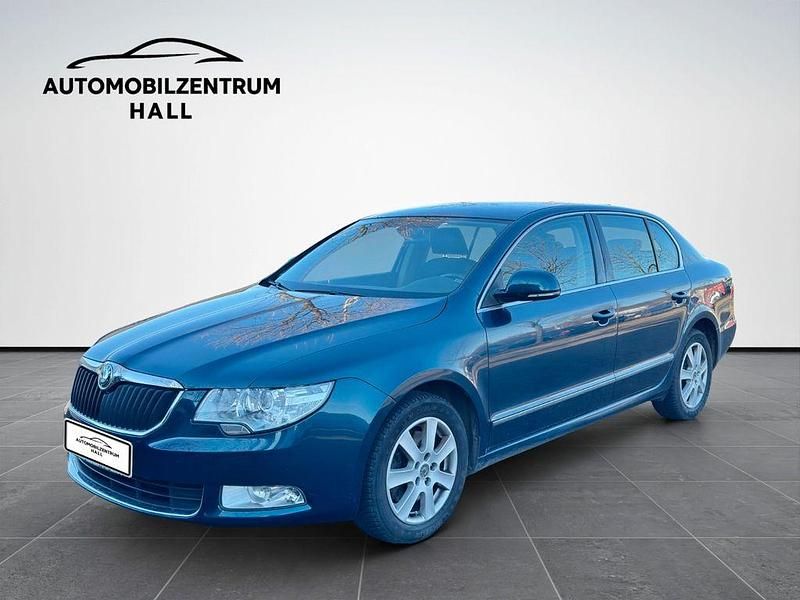 Blau Gebraucht 2012 Skoda Superb Elegance Limousine | 4.499 € (Superpreis) - Bild 1/4