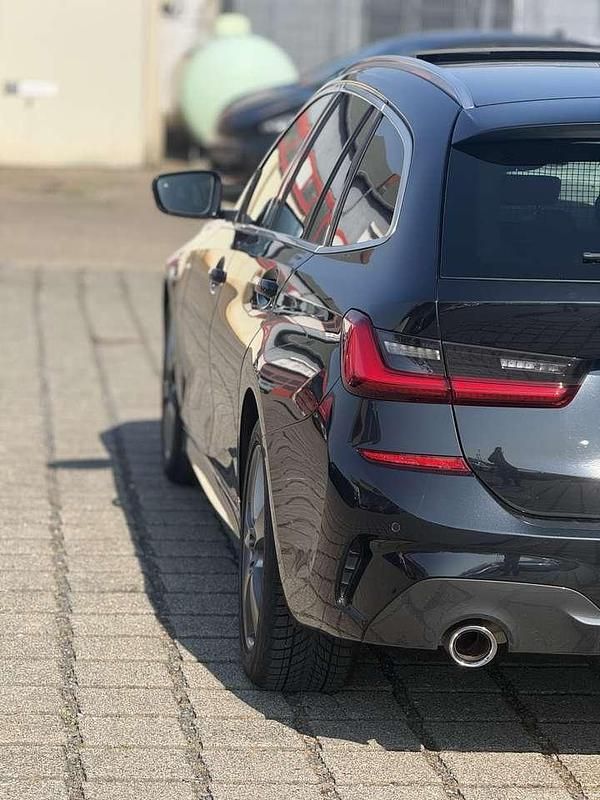 Gebraucht BMW 320 190 PS (139 kW) 2020 Schwarz Kombi