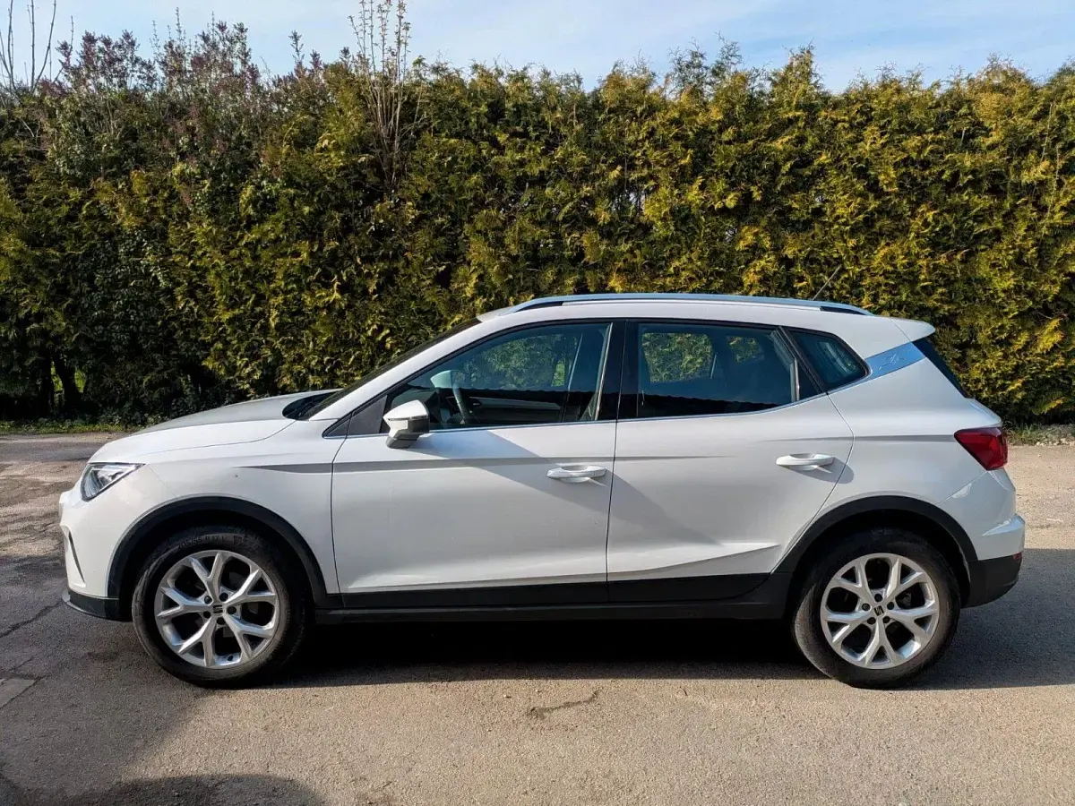 Gebraucht Seat Arona FR 110 PS (80 kW) 2021 Weiß SUV