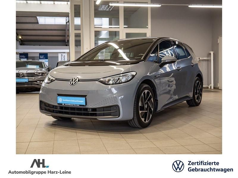 Grau Gebraucht 2021 VW ID.3 Pro Performance Kleinwagen | 19.437 € (Guter Preis) - Bild 1/3