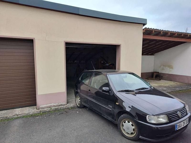 Gebraucht VW Polo 60 PS (44 kW) 1997 Schwarz Limousine