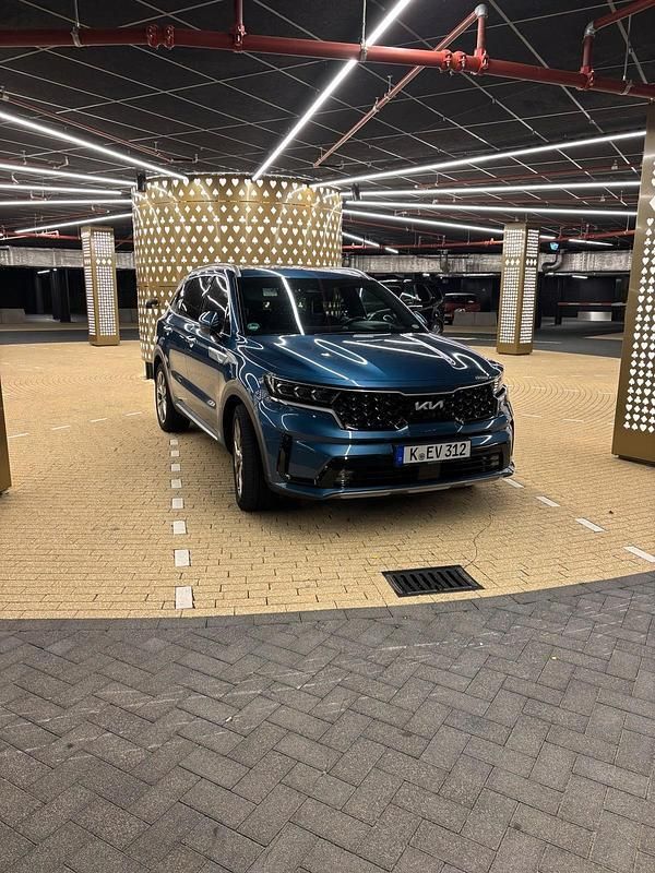 Blau Gebraucht 2022 Kia Sorento 2 SUV | 40.000 € (Guter Preis) - Bild 1/4