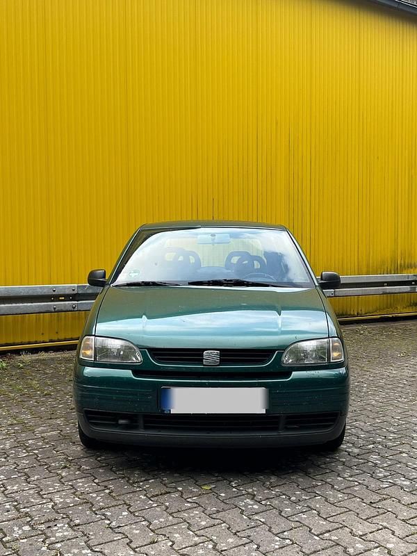 Grün Gebraucht 2000 Seat Arosa Kleinwagen | 800 € (Guter Preis) - Bild 1/4