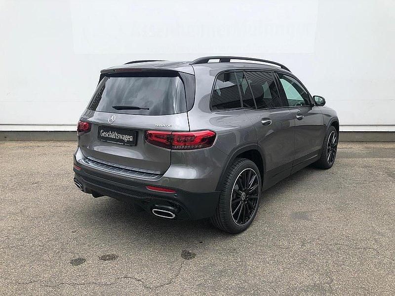 Gebraucht Mercedes GLB220 190 PS (139 kW) 2023 Mountaingrau metallic SUV
