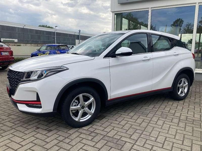 Gebraucht DFSK Fengon 106 PS (77 kW) 2025 Weiß Limousine