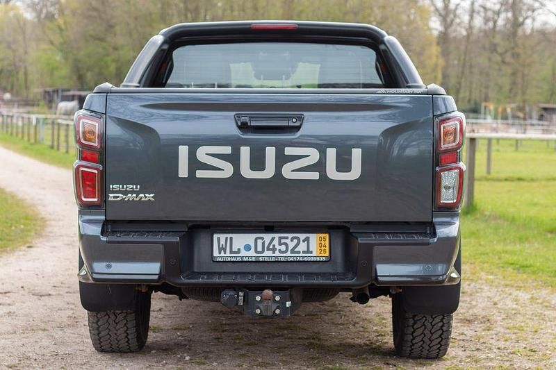 Gebraucht Isuzu D-Max 165 PS (121 kW) 2024 Grau Pickup