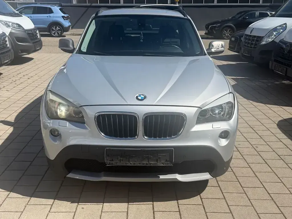Gebraucht BMW X1 143 PS (105 kW) 2011 Silber SUV