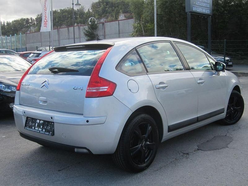 Gebraucht Citroën C4 Tonic 88 PS (64 kW) 2010 Grau Limousine