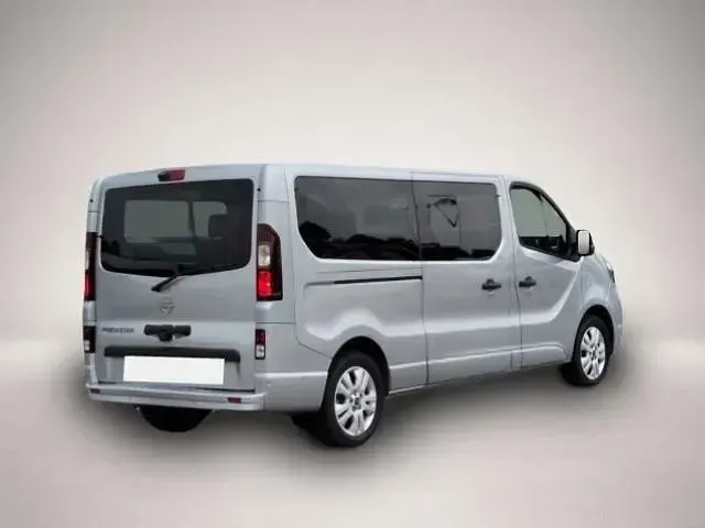 Gebraucht Nissan Primastar Tekna 150 PS (110 kW) 2025 Manufacturer Van / Kleinbus