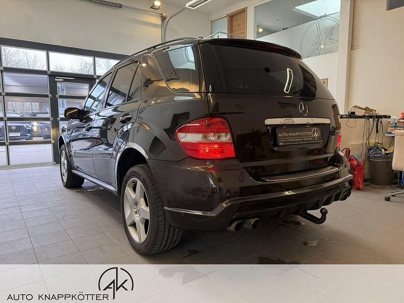 Gebraucht Mercedes ML280 190 PS (139 kW) 2008 Schwarz SUV