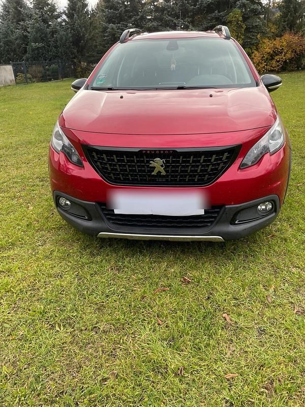 Rot Gebraucht 2017 Peugeot 2008 GT-line SUV | 9.500 € (Fairer Preis) - Bild 1/4