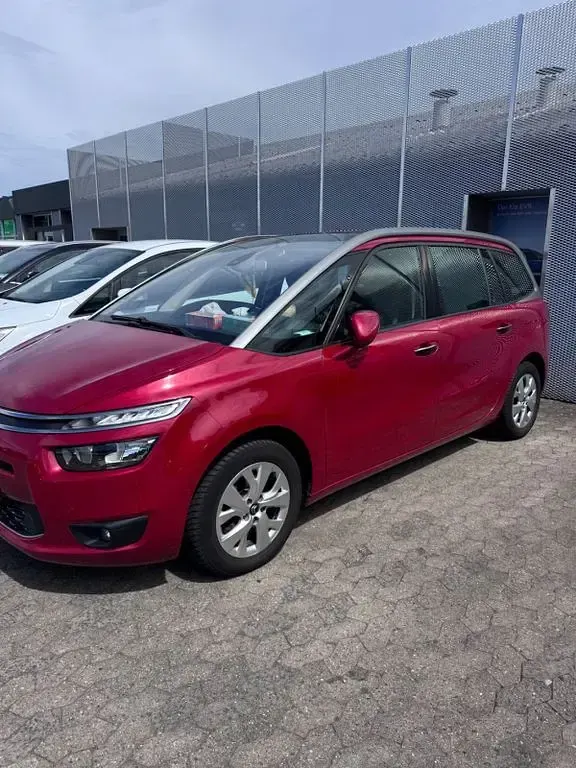 Gebraucht Citroën C4 Picasso Start 120 PS (88 kW) 2015 Rot Van / Kleinbus