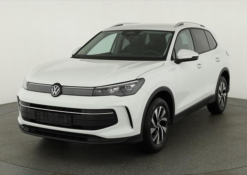 Pure white Neu 2025 VW Tiguan Life SUV | 41.995 € (Guter Preis) - Bild 1/4