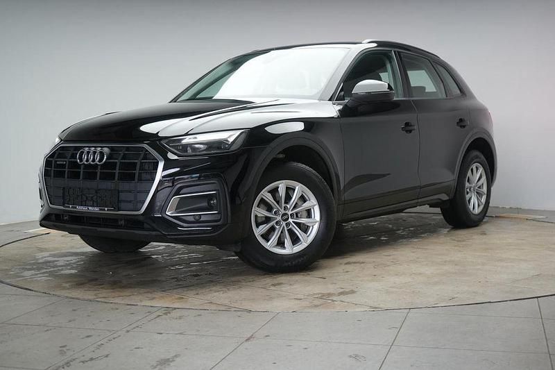 Gebraucht Audi Q5 204 PS (150 kW) 2022 Brilliant black SUV