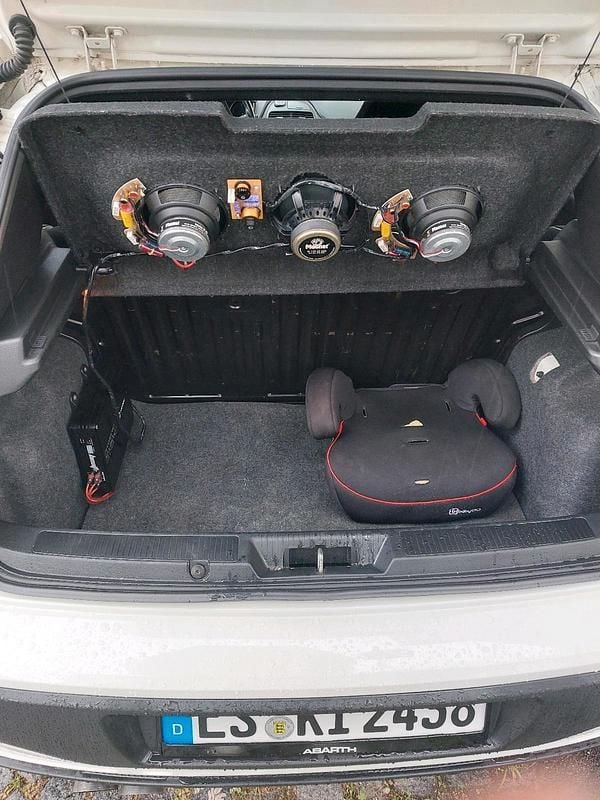 Weiß Gebraucht 2010 Abarth Punto Evo Kleinwagen | 5.000 € - Bild 1/4