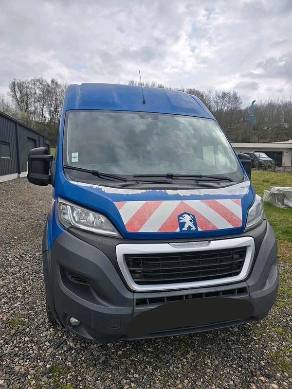 Gebraucht Peugeot Boxer 150 PS (110 kW) 2016 Van