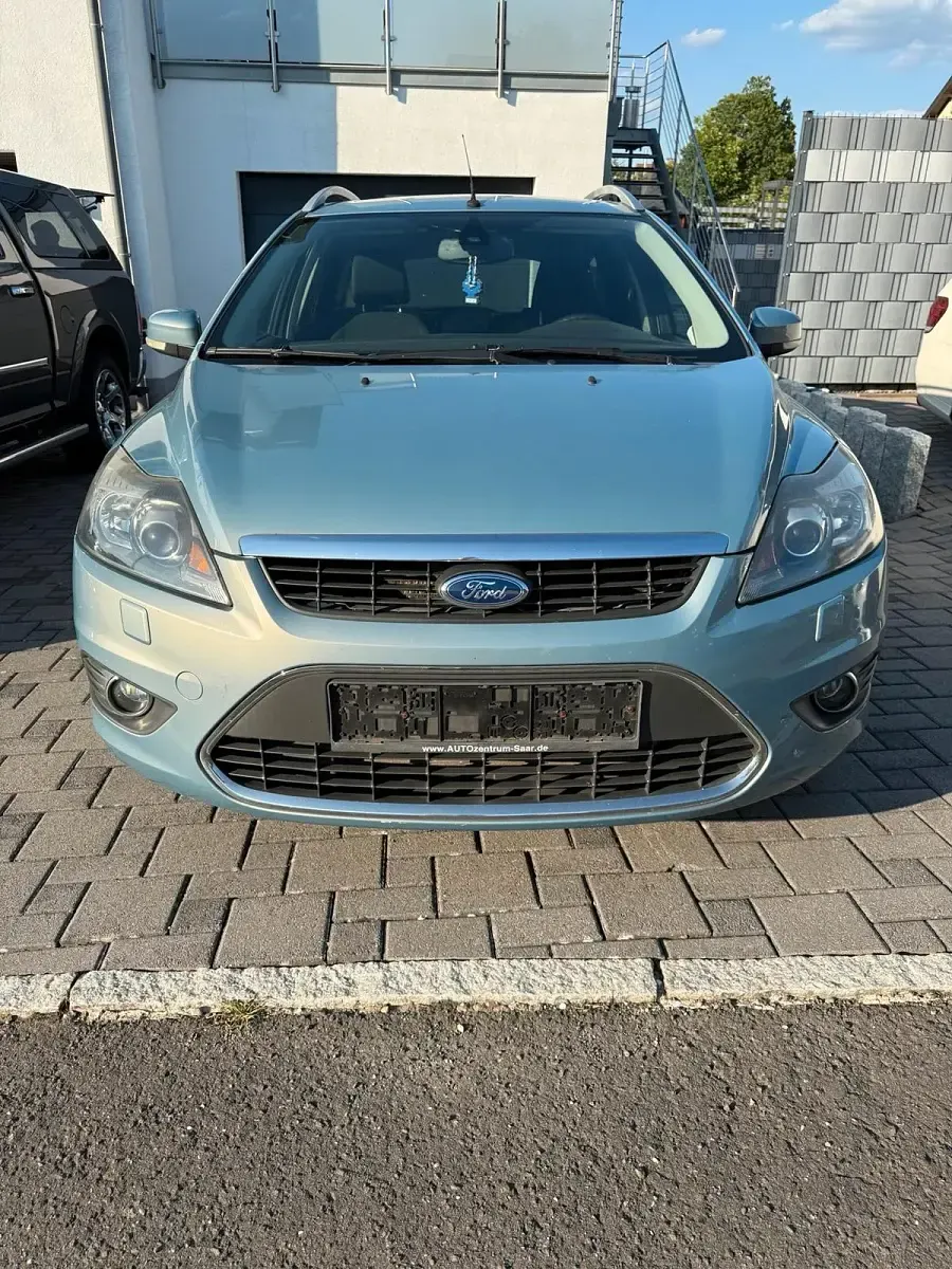 Gebraucht Ford Focus Ambiente 109 PS (80 kW) 2008 Blau Kombi
