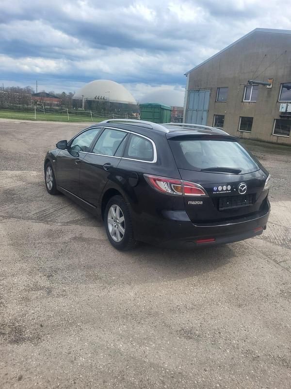 Gebraucht Mazda 6 130 PS (95 kW) 2011 Schwarz Kombi