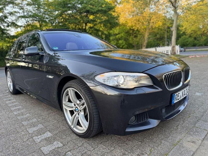 Gebraucht BMW 530 Performance 258 PS (189 kW) 2013 Grau Kombi