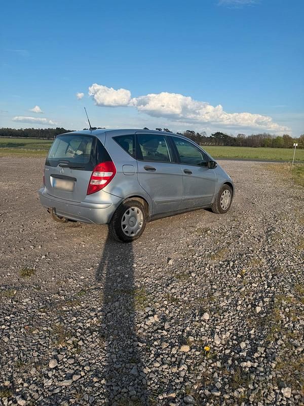 Gebraucht Mercedes A170 116 PS (85 kW) 2009 Blau Limousine