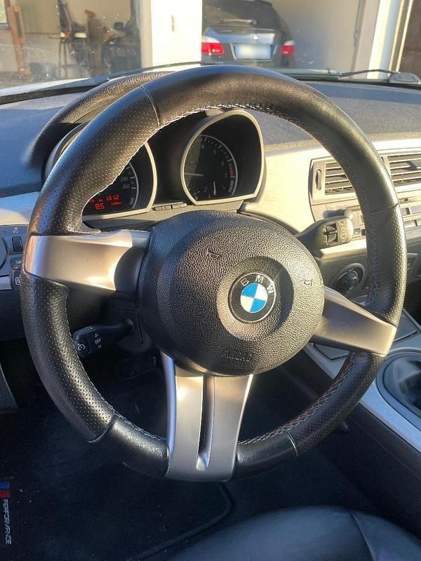 Gebraucht BMW Z4 192 PS (141 kW) 2004 Silber Cabrio