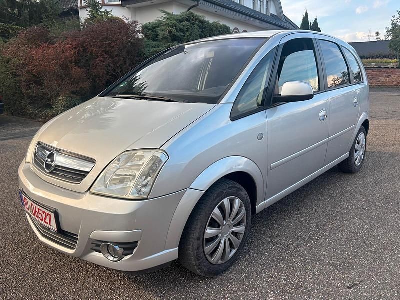 Grau Gebraucht 2008 Opel Meriva Van / Kleinbus | 1.999 € (Etwas zu teuer) - Bild 1/4