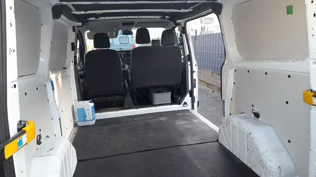 Gebraucht Ford Transit Custom 131 PS (96 kW) 2020 Weiß Van / Kleinbus
