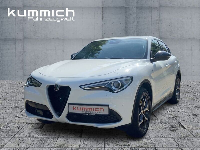 Weiß Gebraucht 2020 Alfa Romeo Stelvio Sprint SUV | 30.650 € (Etwas zu teuer) - Bild 1/4