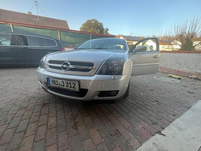 Gebraucht Opel Vectra 155 PS (114 kW) 2005 Silber Limousine